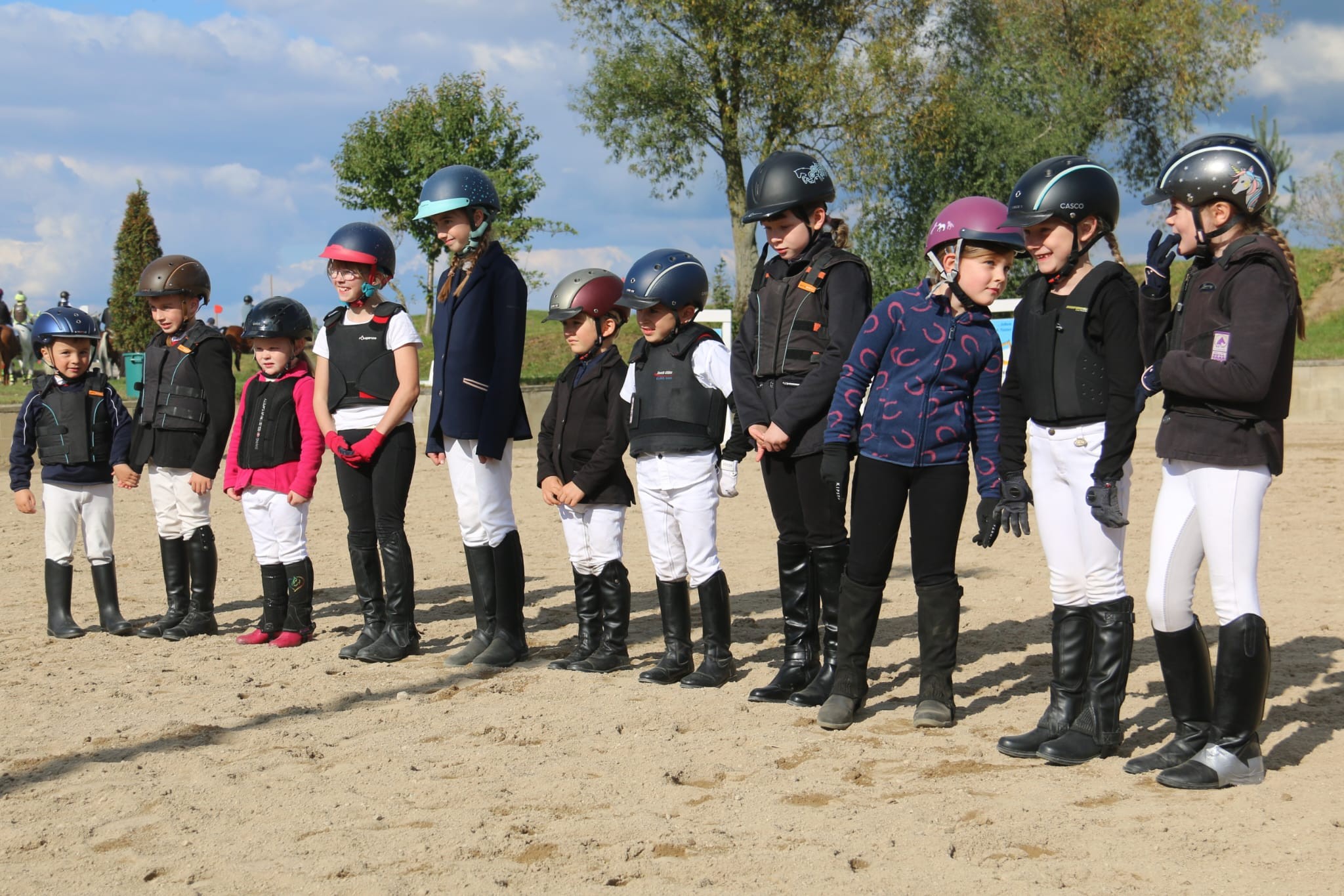 565686134 1270183698244365 3523048883098658947 N